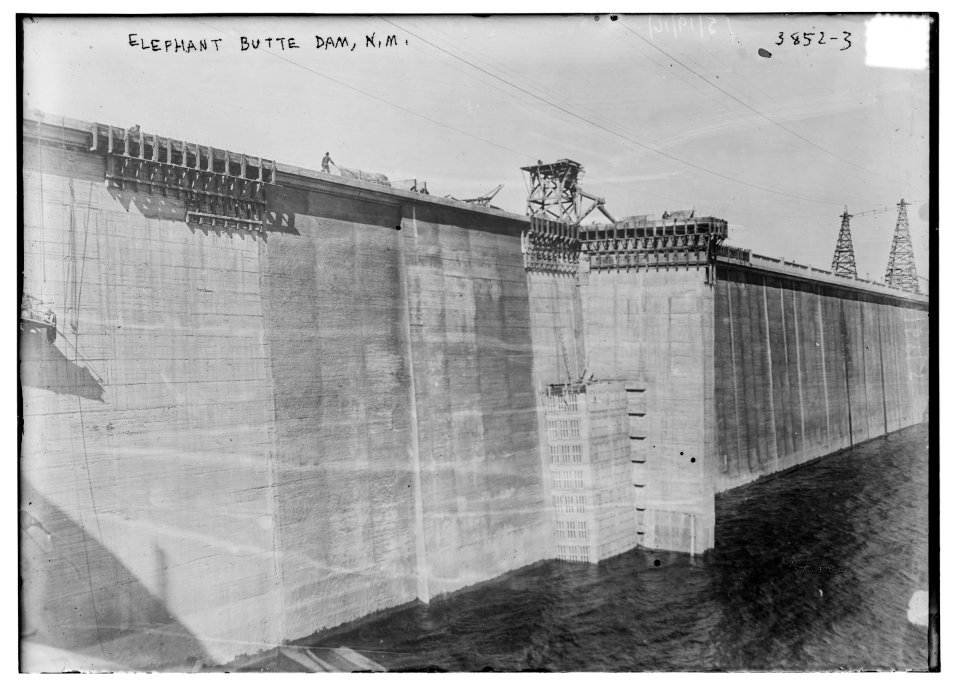 Elephant Butte Dam, N.M. LCCN2014701639