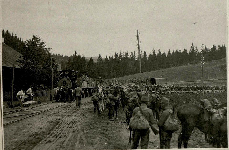 Elektrotrain über die Magura (BildID 15716956)