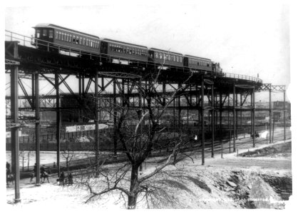 Elevated railroad in New York City, possibly 110th St. LCCN91788209