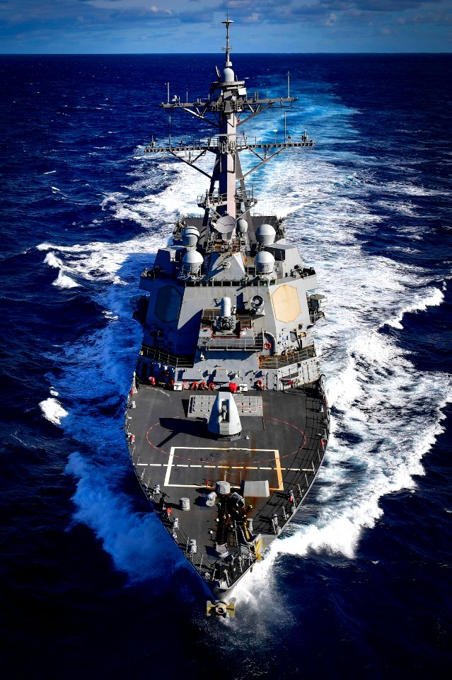 Elevated bow view of USS Oscar Austin (DDG-79) underway in the Atlantic 171107-N-UY653-386