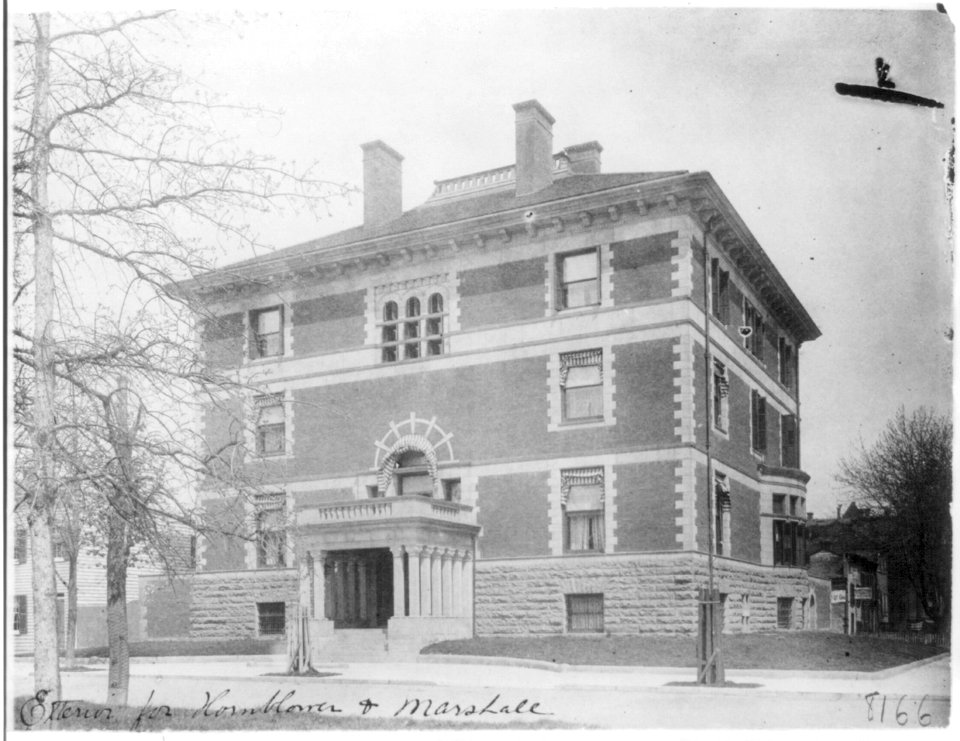 George S.) Fraser House, R St. and Conn. Ave., N.W., Washington, D.C LCCN2001704512