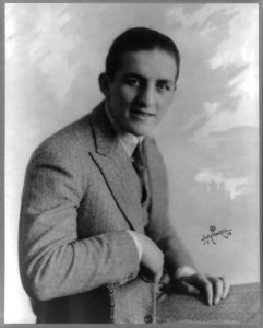 Georges Carpentier, half-length portrait, seated LCCN2005691660