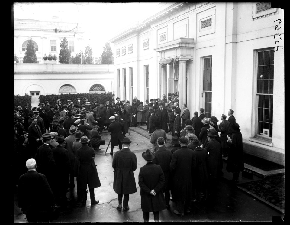 Georges Clemenceau visiting the White House, posing for cameramen. Washington, D.C. LCCN2016891860