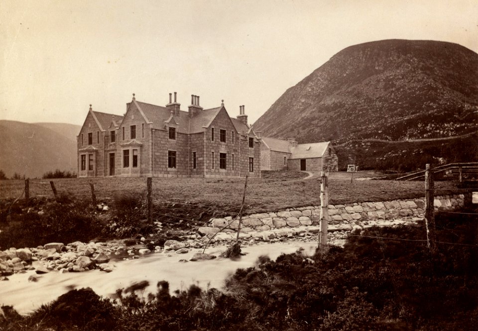 George Washington Wilson, Glassalt Shiel at Glen Muick, on the Balmoral Estate