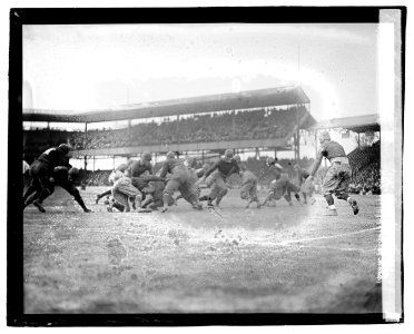 Georgetown, Wash. and Lee game, 1920 LCCN2016829165