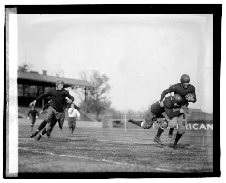 Georgetown, Wash. and Lee game, 1920 LCCN2016829170