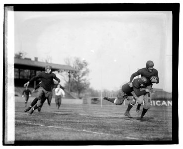 Georgetown, Wash. and Lee game, 1920 LCCN2016829170
