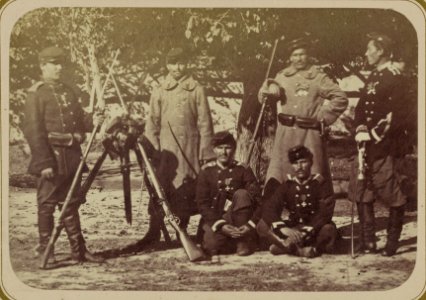 Georgievskie kavalery imieiushchie znaki otlichiia voennago ordena. Za dielo na Chopan-Atinskikh vysotakh 1-go Maia 1868 g. 5-go Turk. Lin. Batal. riad. Krivolutskii, unt.-of. Koriagin, LCCN2007680330