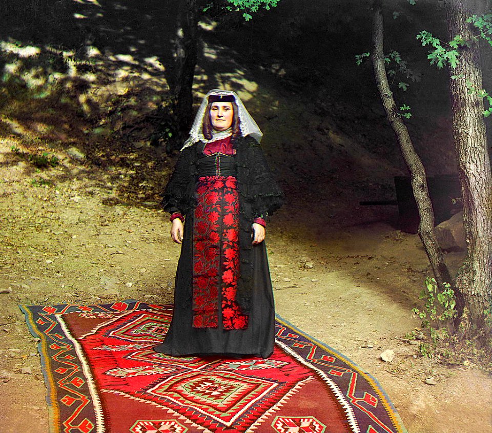 Georgian women-03900-03968v