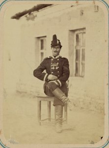 Georgievskie kavalery imieiushchie znaki otlichiia voennago ordena. Za dielo na Zyrabulakskikh vysotakh 2-go Iiunia 1868 goda. Chinaz. miestn. kom. unt.-of. Lomakov LCCN2007680275