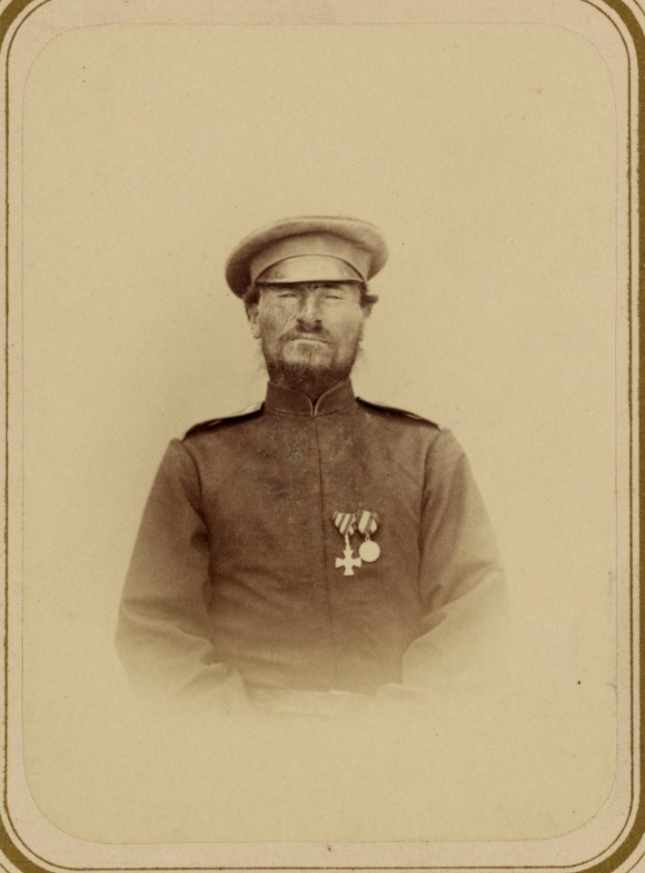 Georgievskie kavalery imieiushchie znaki otlichiia voennago ordena. Za dielo pod Aiak-Kudukom 5-go Oktiabria 1870 g. Ural. Kaz. V. riad. Chestnakov LCCN2007680311