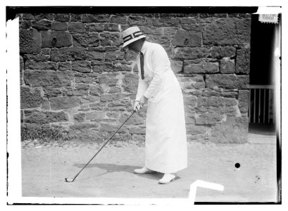 Georgianna Bishop LCCN2014696367