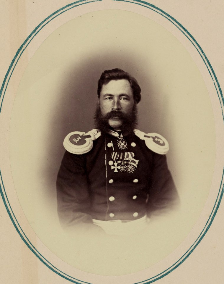 Georgievskie kavalery i nagrazhdennye zolotym oruzhiem. Za vziatie Khodzhenda. 24-go Maia, 1866 g. Kap. 3-go T.L.B. P. M. Shorokhov LCCN2007678423