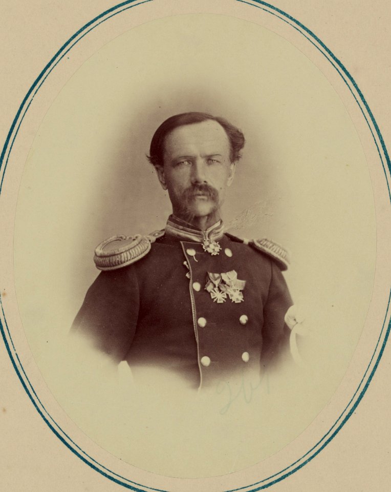 Georgievskie kavalery i nagrazhdennye zolotym oruzhiem. Za vziatie ukriep. Chimkenda. 19-go Sent. 1864 g. Kap. Art. Piekh. O. L. Konapel'skii LCCN2007678356
