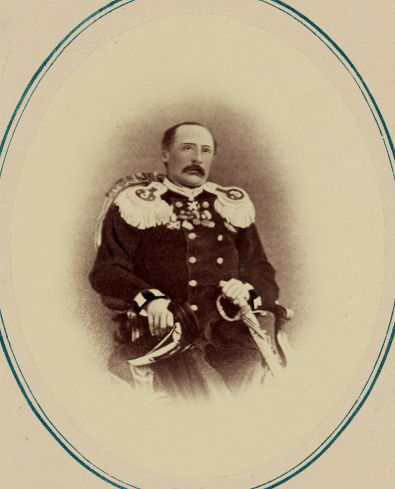 Georgievskie kavalery i nagrazhdennye zolotym oruzhiem. Za vziatie ukriep. Dzhizag (sic). 18 Oktiabria. 1866 g. Maior. Arm. Piekh. Baron-fon Iu. N. Rene LCCN2007678454