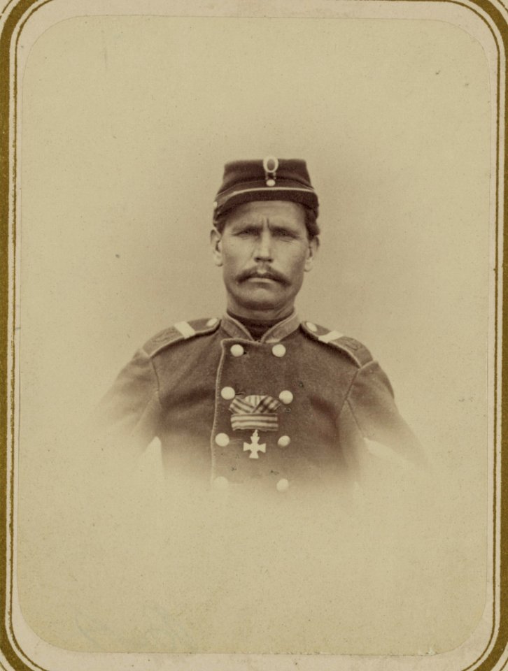 Georgievskie kavalery imieiushchie znaki otlichiia voennago ordena. Za dielo na Zyrabulakskikh vysotakh 2-go Iiunia 1868 g. Bezsr. Popov LCCN2007680318