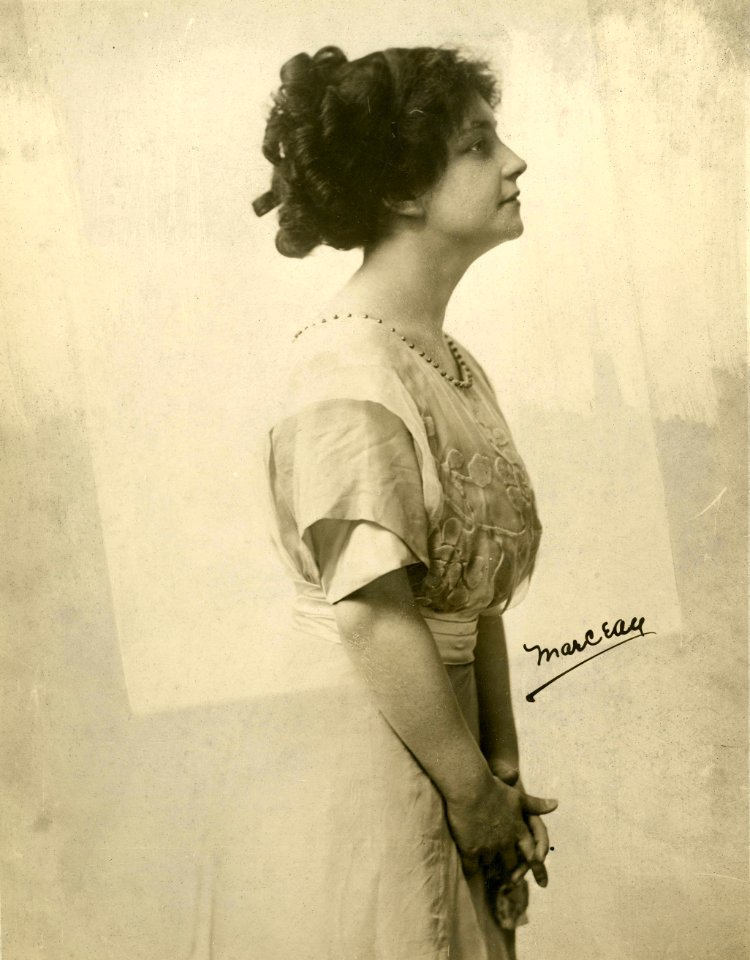 Georgie Olp, stage actress (SAYRE 7744)