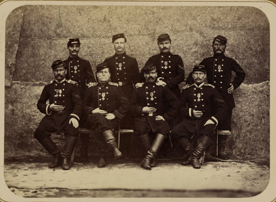 Georgievskie kavalery imieiushchie znaki otlichiia voennago ordena. Za dielo pod Katty-Kurganom (sic) s 27-go po 29-e Maia 1868 g. Bezsr. Mikhailov, 1-go Turk. Lin. Batal. riad. Valiuk, LCCN2007680314