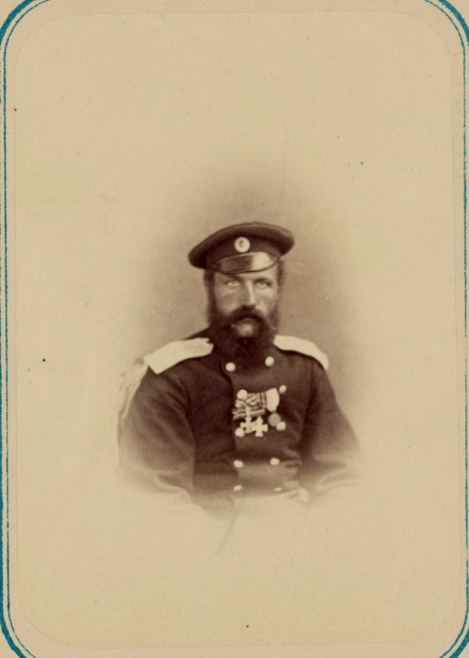 Georgievskie kavalery imieiushchie znaki otlichiia voennago ordena. Za vziatie ukr. Ura-Tiube 2-go Oktiabria 1866 g. Praporshch. P. P. Tat'ianin LCCN2007678460