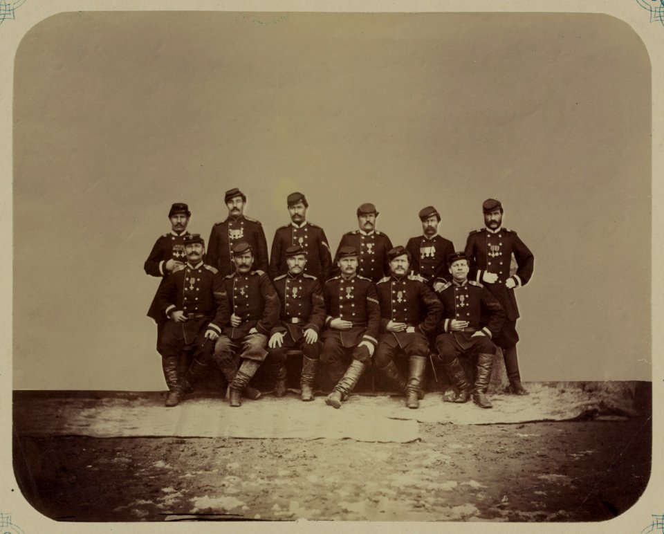 Georgievskie kavalery imieiushchie znaki otlichiia voennago ordena. Za vziatie ukr. Iany-Kurgan 5-go Iiunia 1867 g. 69-go Gub. Batal. riad. Trafimov, bezsrochn. Kotliarov, Kozakov, 69-go LCCN2007678498