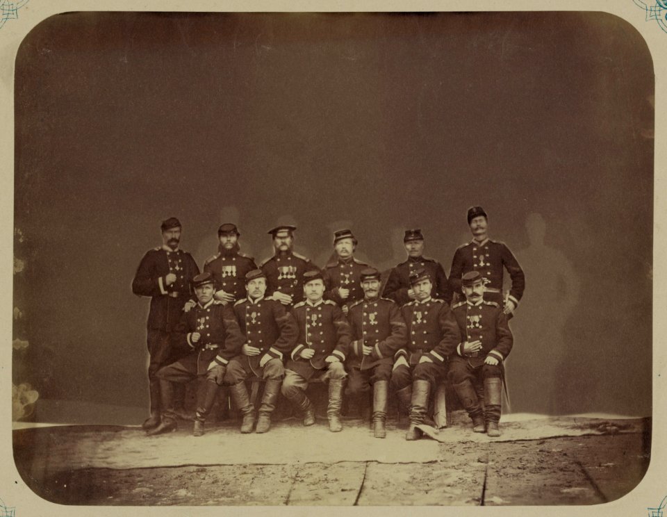 Georgievskie kavalery imieiushchie znaki otlichiia voennago ordena. Za zashchitu Samarkanda so (sic) 2-go po 8-e Iiunia 1868 g. 1-go Turk. Ar. Br. fel'df. Donov, Turk. Sap. rot. unt.-of. LCCN2007680320