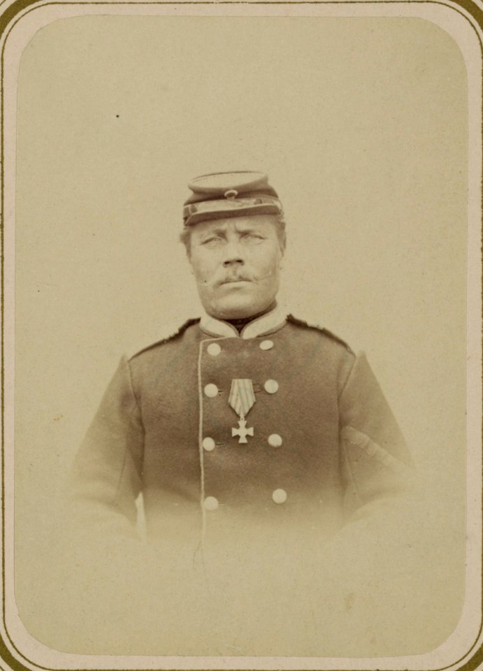 Georgievskie kavalery imieiushchie znaki otlichiia voennago ordena. Za zashchitu Samarkanda s 2-go po 8-e Iiunia 1868 g. Bezsr. Okonev LCCN2007680335