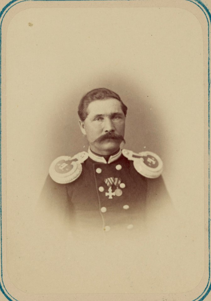 Georgievskie kavalery imieiushchie znaki otlichiia voennago ordena. Za vziatie ukr. Ura-Tiube 2-go Oktiabria 1866 g. Podpor. M. M. Skvortsov LCCN2007678429