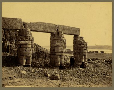 Gerf-Hossayn - Osiride portico of the Rock Temple LCCN2004671981