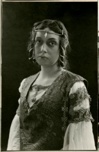 Gerda Lundequist, rollporträtt - SMV - H6 007