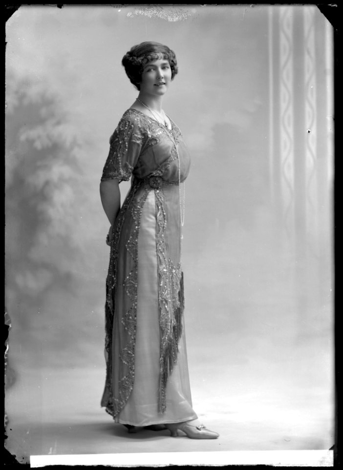 Gerda Kårsell, actor, undated portrait - SMV - GK063