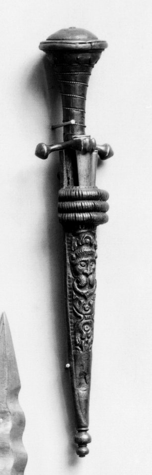 German - Landsknecht Dagger and Sheath - Walters 51527 - Group
