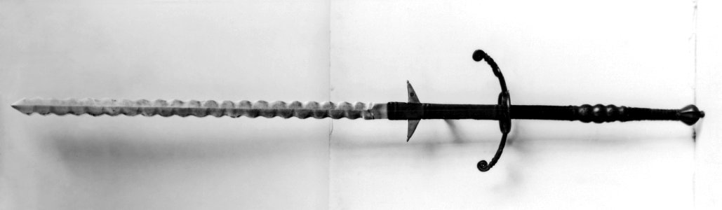 German - Two-handed Sword - Walters 511335