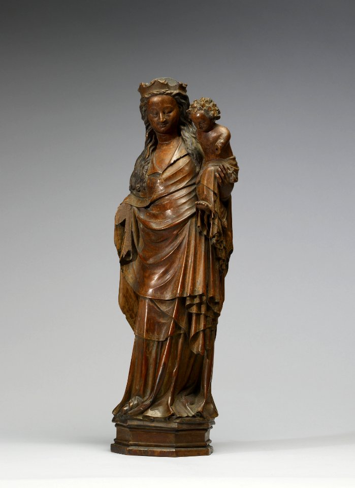 German - Virgin and Child - Walters 61113 - Three Quarter