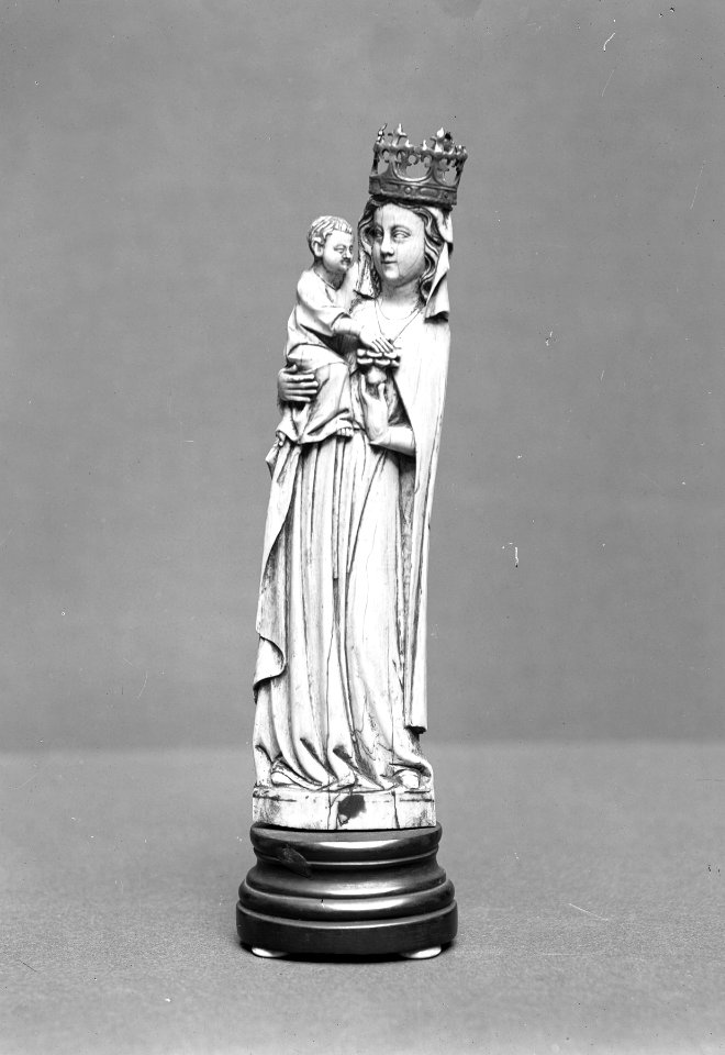 German - Virgin and Child - Walters 71153 (2)