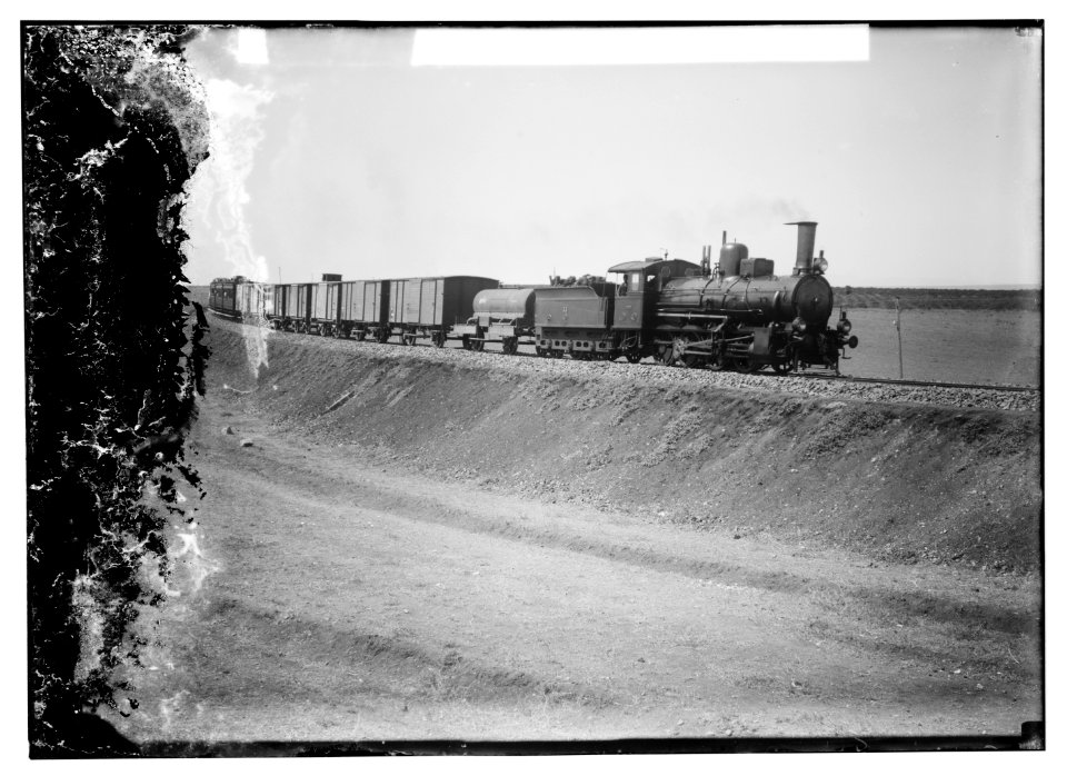 German Baghdad Railway, 190 . Camp carrying German material from Tripoli LOC matpc.04665
