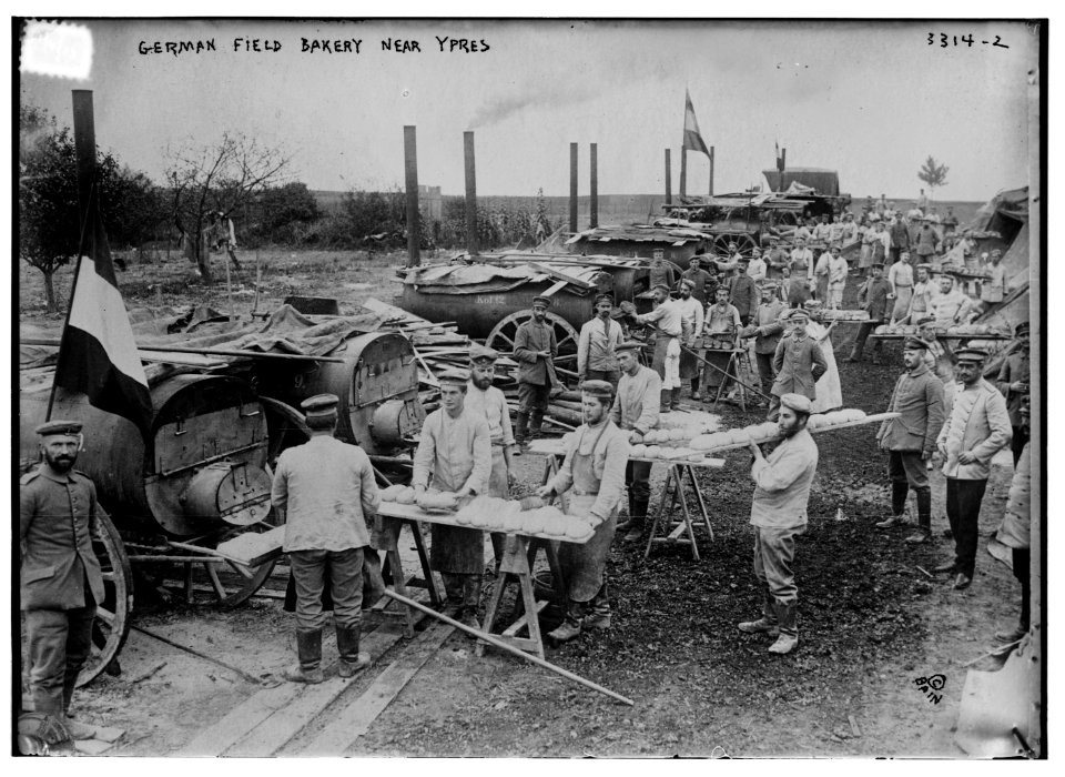 German field bakery near Ypres LCCN2014703571