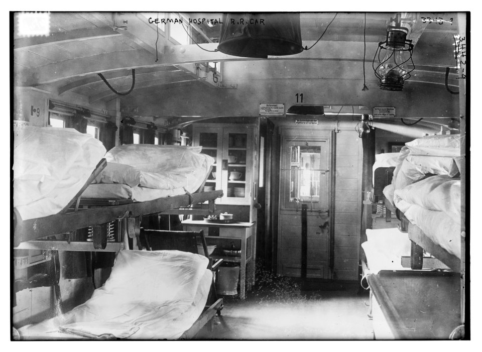 German Hospital R.R. car LCCN2014698773