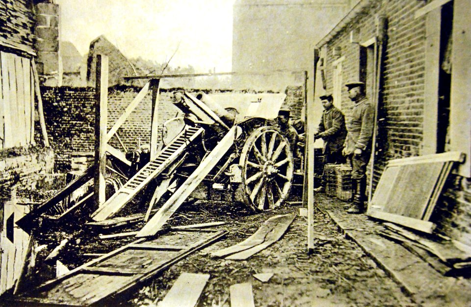 German howitzer position at the battlefront before Arras, France, WWI (29345074481)