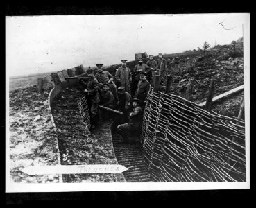German military personnal in a trench LCCN2005697188