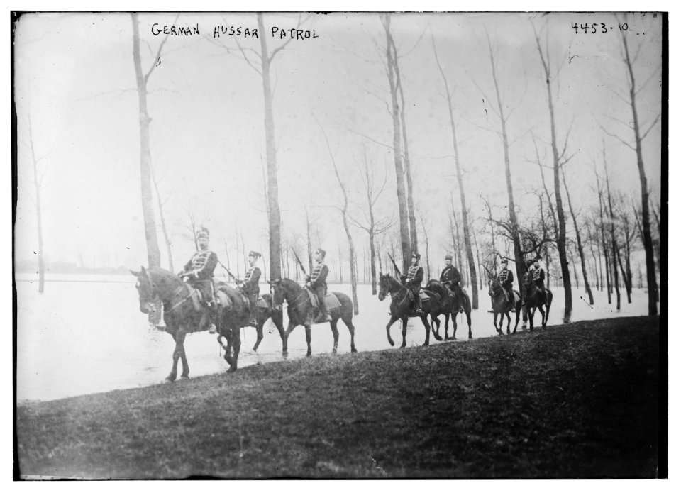 German Hussar patrol LCCN2014706140