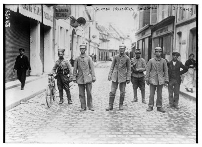 German prisoners - Soissons LCCN2014697717 photo