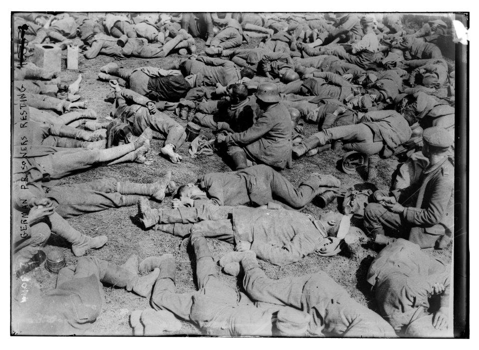 German prisoners resting LCCN2014705885