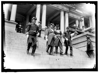 GERMAN SQUADRON VISIT TO U.S. GERMAN OFFICERS AT NAVY DEPT., JUNE 5. CAPT. J.L. JAUNE; ADM. PASCHWITZ; UNIDENT.; CAPT. MANN LCCN2016863840