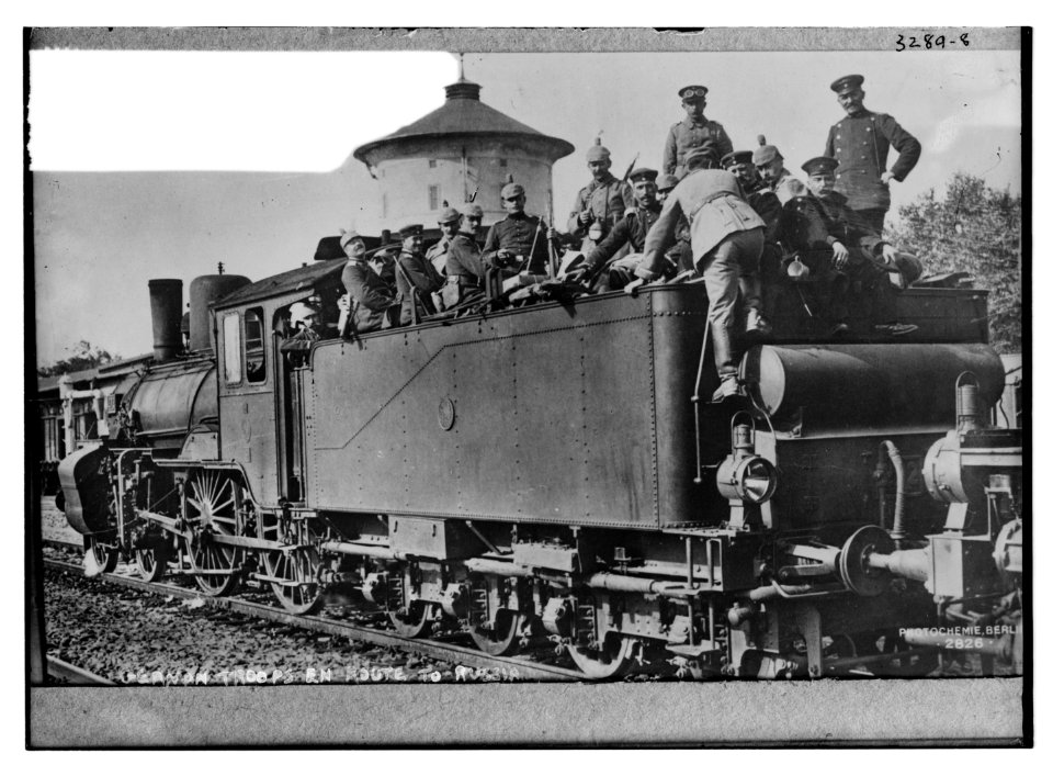 German troops en route to Russia LCCN2014698011