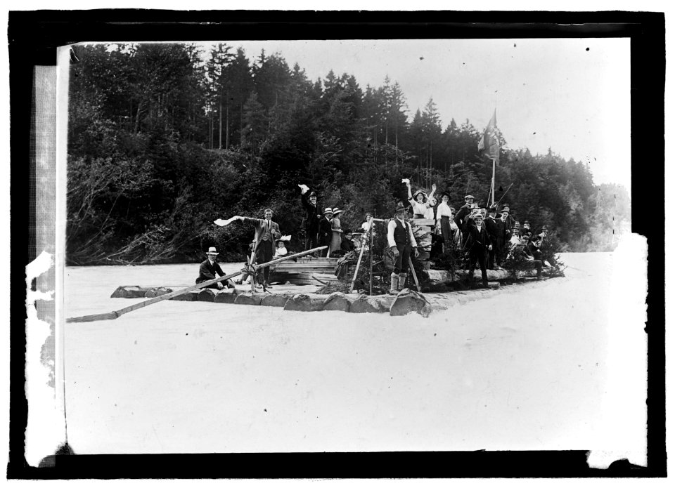 Germany. Passenger raft, Isar River LCCN2016821604