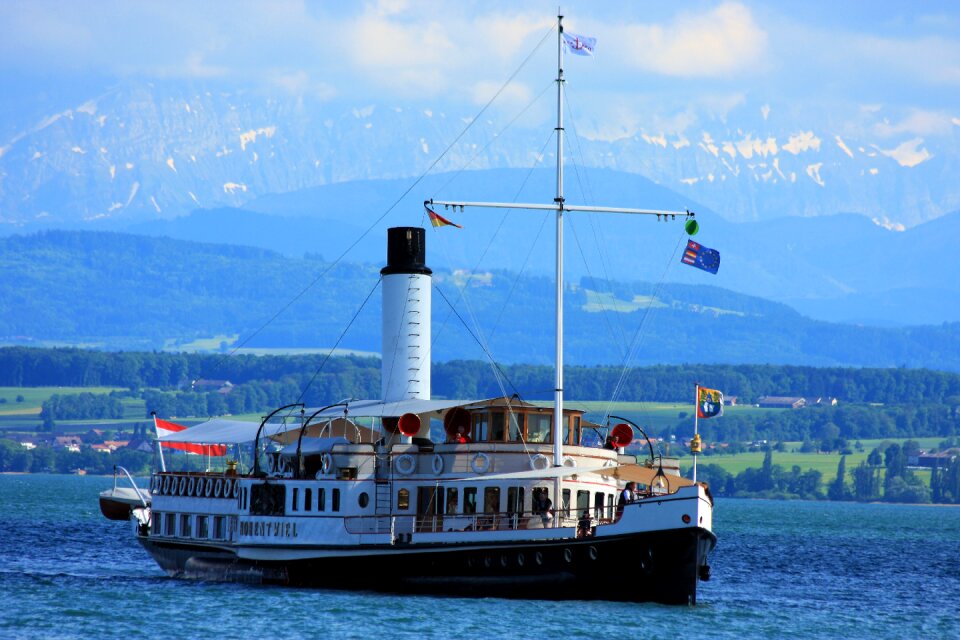 Alpine distant view ship