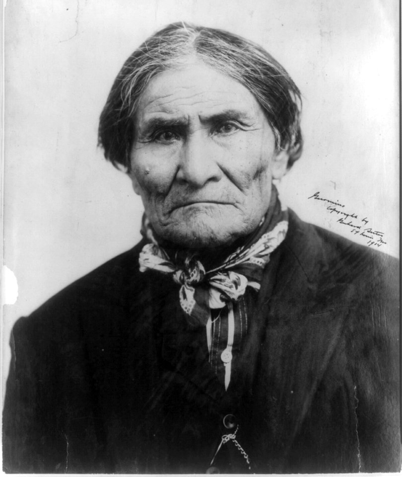 Geronimo LCCN2011647021