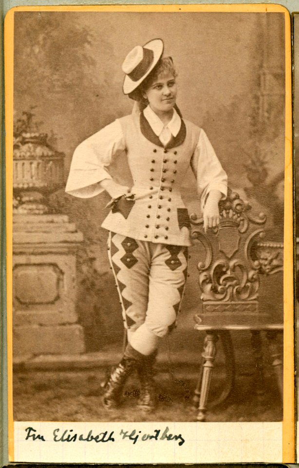 Elisabeth Hjortberg, rollporträtt - SMV - H4 070