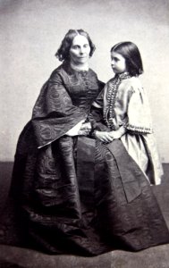 Elisabeth Grahl mit Enklin Else Rethel 1858
