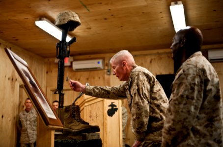 Elite dog handler honored at Camp Leatherneck 111008-N-TH989-218